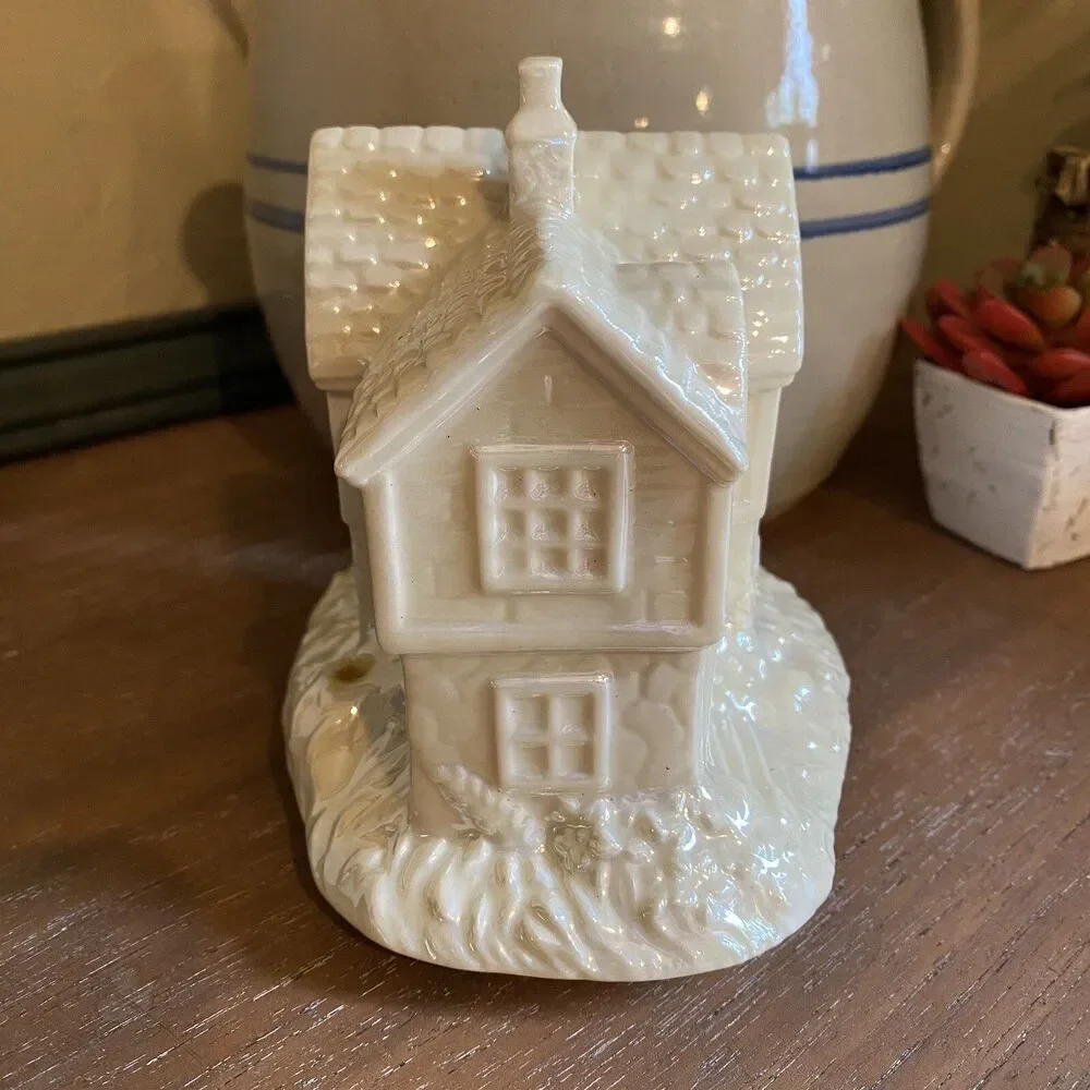 Vtg Sankyo Flocked Christmas House Music Box Japan Cottage Village MCM Putz Work